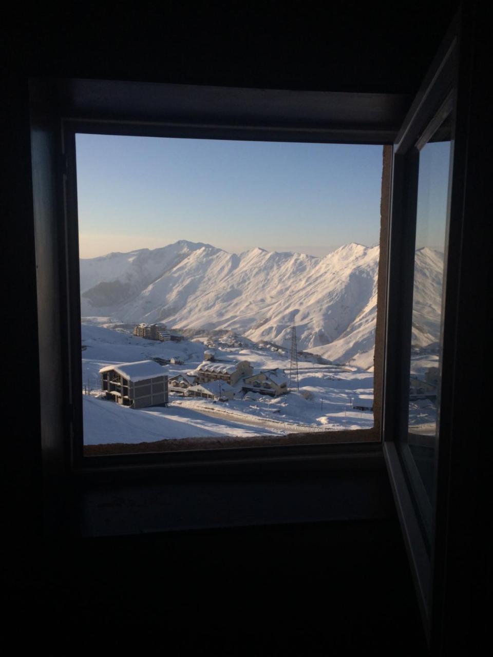 White Shino Hostel Gudauri Exteriér fotografie